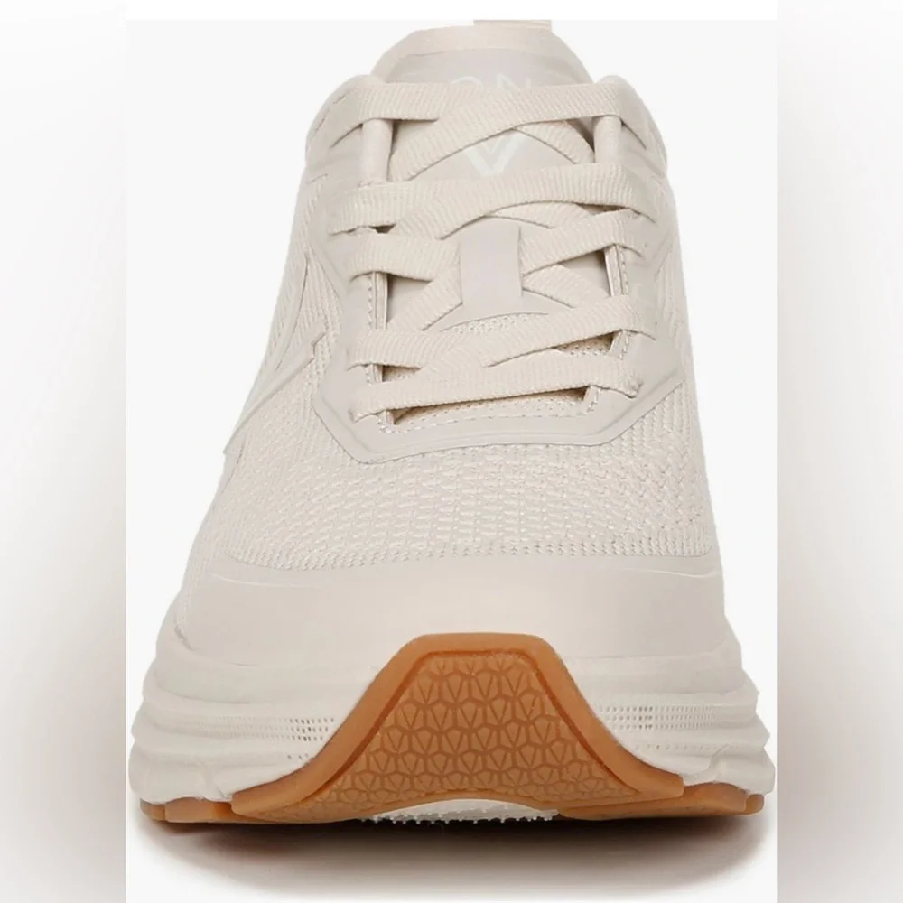 Women's Cream Vionic Walk Max Water Repellent Sneaker